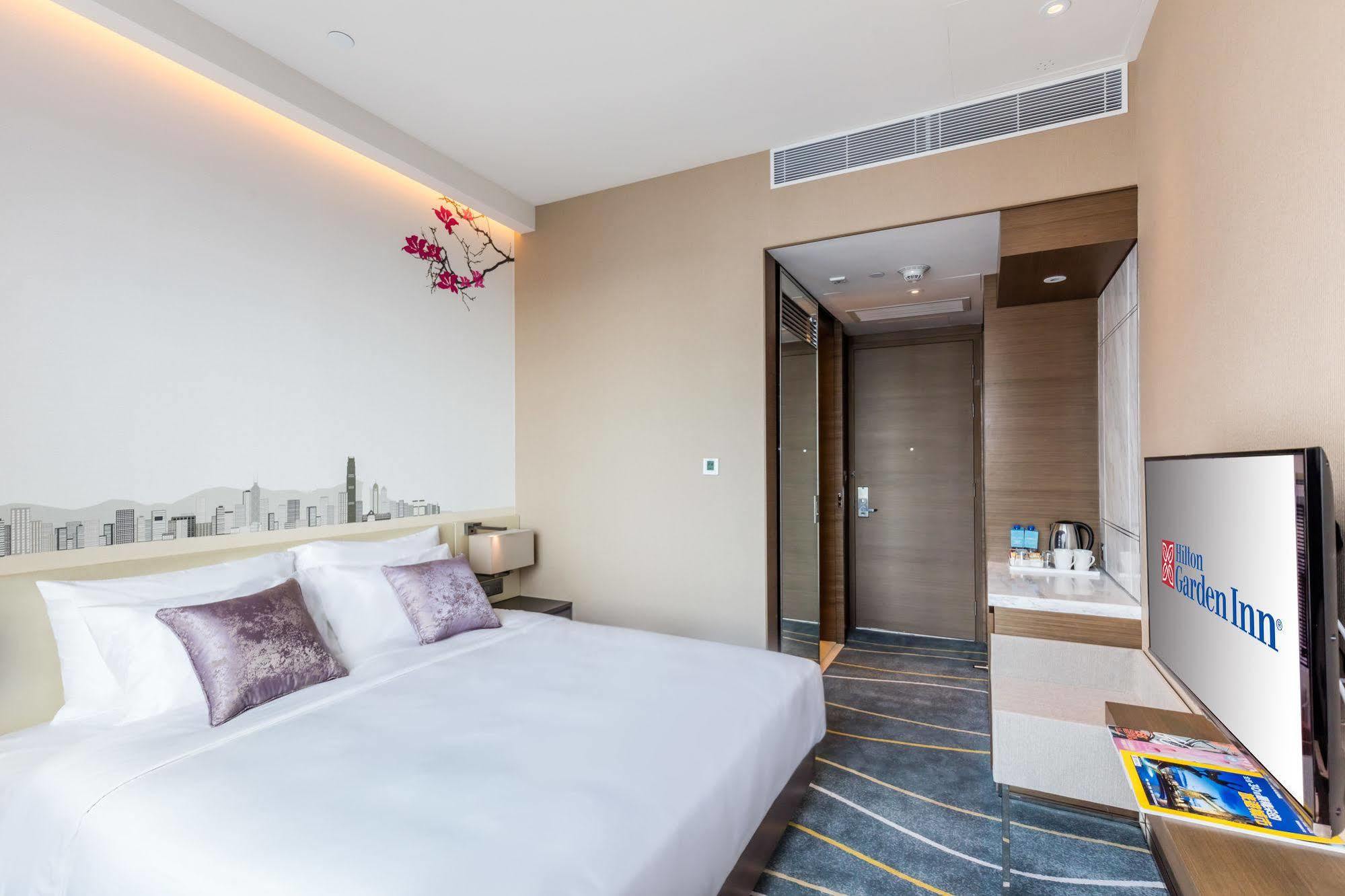 Hilton Garden Inn Hong Kong Mongkok Екстериор снимка